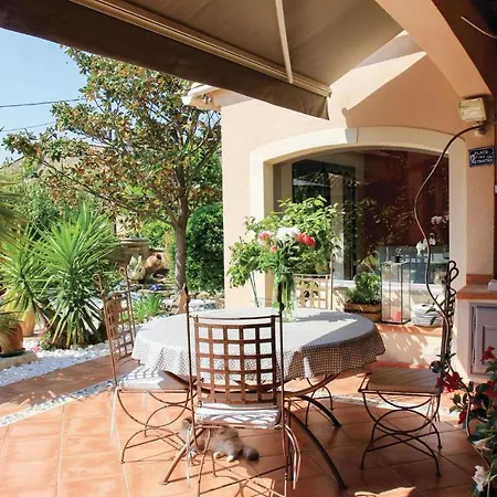 3 Bedroom Gorgeous In Les Angles